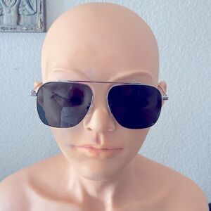 FENDI sunglasses Excellent condition